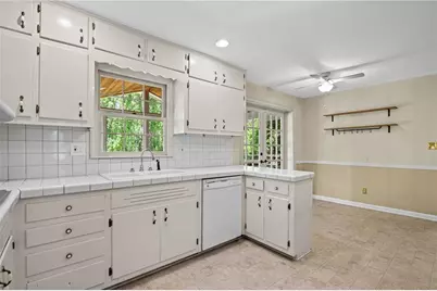 125 Jade Cove Drive, Roswell, GA 30075 - Photo 11