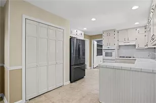 125 Jade Cove Dr, Roswell, GA 30075 - Photo 15