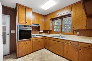 1589 Hammond Woods SW, Marietta, GA 30008 - Photo 9