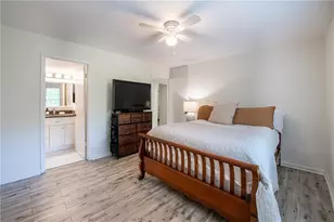 182 Triumph Dr NW, Atlanta, GA 30327 - Photo 13