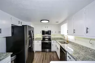 5059 Martins Crossing Rd, Stone Mountain, GA 30088 - Photo 9