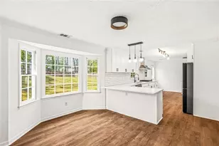 4085 Vicksburg Dr, Lawrenceville, GA 30044 - Photo 13