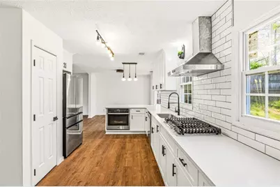 4085 Vicksburg Drive, Lawrenceville, GA 30044 - Photo 17