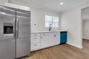 2060 Baker Rd, Atlanta, GA 30318 - Photo 13