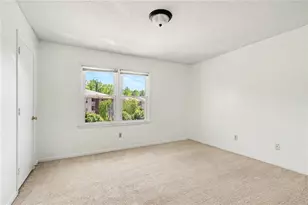 2060 Kings Gate Circle, Snellville, GA 30078 - Photo 17