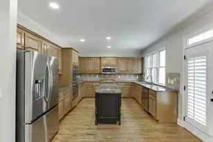 295 Crown Vetch Ln, Alpharetta, GA 30005 - Photo 19