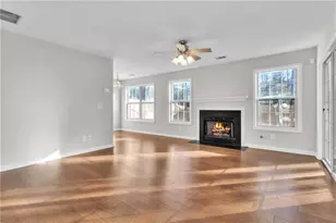 1050 Daventry Crossing, Woodstock, GA 30188 - Photo 5