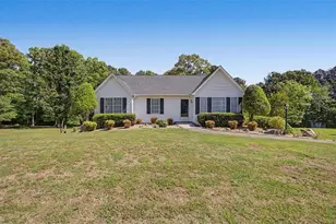 166 Hanover Cir SE, Calhoun, GA 30701 - Photo 3