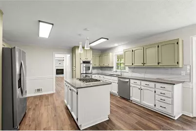 4922 Signal Court SW, Lilburn, GA 30047 - Photo 9