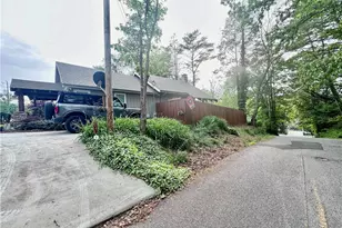 610 E 2nd St, Blue Ridge, GA 30513 - Photo 41