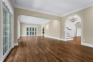 1235 W Garmon Rd NW, Sandy Springs, GA 30327 - Photo 19