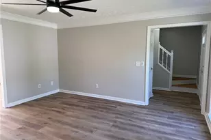 979 Sugar Crossing Ln, Sugar Hill, GA 30518 - Photo 11