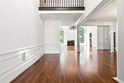 885 Carlton Ridge NE, Atlanta, GA 30342 - Photo 13