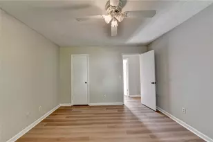 2447 Landington Way, Duluth, GA 30096 - Photo 15