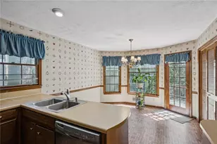 5895 Greenbrier Rd, Atlanta, GA 30328 - Photo 17