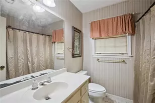 5895 Greenbrier Rd, Atlanta, GA 30328 - Photo 27