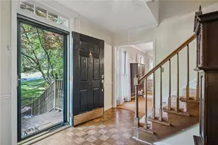 5895 Greenbrier Rd, Atlanta, GA 30328 - Photo 5