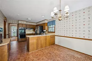 5895 Greenbrier Rd, Atlanta, GA 30328 - Photo 19