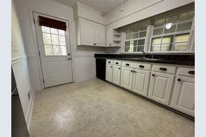 5912 Garner SW, Mableton, GA 30126 - Photo 13