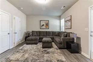 3123 Meadowstone Ln SW, Atlanta, GA 30331 - Photo 17