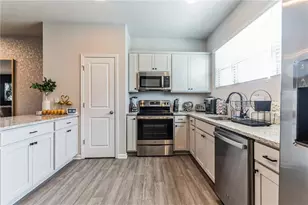 3123 Meadowstone Ln SW, Atlanta, GA 30331 - Photo 7