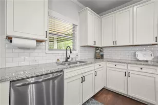 2186 Hamilton Lake Pkwy, Buford, GA 30519 - Photo 15