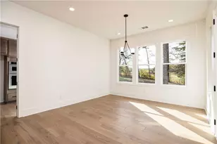 1630 Ledgestone Wy, Lawrenceville, GA 30043 - Photo 9