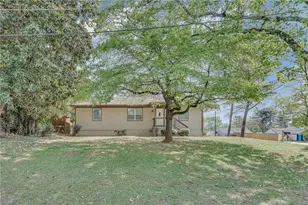 1716 Nekoma St, Marietta, GA 30068 - Photo 5