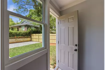 405 Holderness SW, Atlanta, GA 30310 - Photo 15
