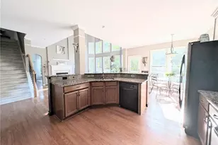 7451 Shady Glen Dr, Flowery Branch, GA 30542 - Photo 7