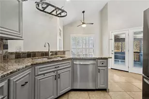 6604 Windbrook Way, Flowery Branch, GA 30542 - Photo 23