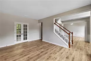 219 Gainesway Park, Woodstock, GA 30189 - Photo 7