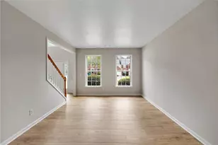 219 Gainesway Park, Woodstock, GA 30189 - Photo 9