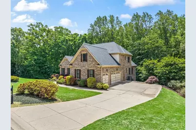4726 Quailwood Drive, Flowery Branch, GA 30542 - Photo 3
