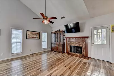 2154 Crystal Lake Drive, Lawrenceville, GA 30044 - Photo 17