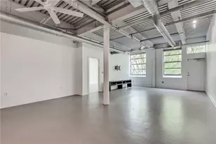 400 Village Parkway NE, Atlanta, GA 30306 - Photo 9