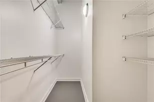 400 Village Parkway NE, Atlanta, GA 30306 - Photo 19