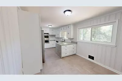 8 Larose SW, Marietta, GA 30060 - Photo 17