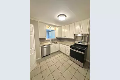 346 Carpenter Drive #4, Atlanta, GA 30328 - Photo 3