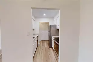 300 Johnson Ferry Road NE, Atlanta, GA 30328 - Photo 27