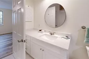 300 Johnson Ferry Road NE, Atlanta, GA 30328 - Photo 13