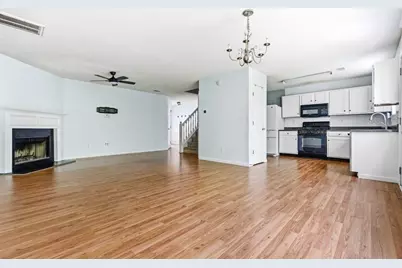 127 Hidden Creek Drive, Canton, GA 30114 - Photo 5