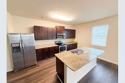 3268 Heatherwood Drive, Gainesville, GA 30507 - Photo 3