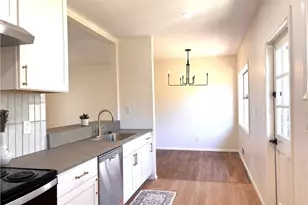 5009 Crowe Dr SE, Smyrna, GA 30082 - Photo 5