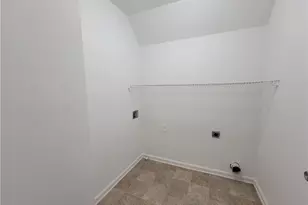 1035 Chandler Park Ct, Lawrenceville, GA 30043 - Photo 31