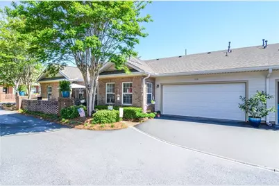 149 Villa Park Circle, Stone Mountain, GA 30087 - Photo 3