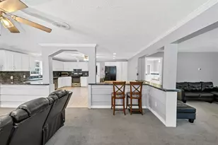 6071 N Main St SE, Acworth, GA 30101 - Photo 9