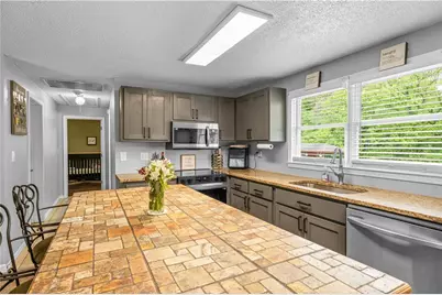 71 Hughes Dairy Road SE, Lindale, GA 30147 - Photo 7