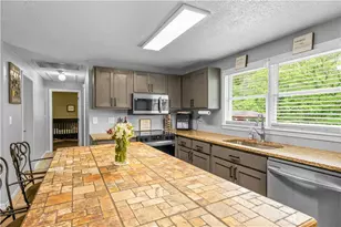 71 Hughes Dairy Road SE, Lindale, GA 30147 - Photo 7