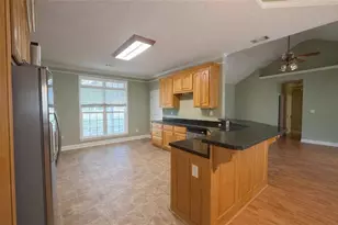 2135 Richardson Dr, Macon, GA 31216 - Photo 7